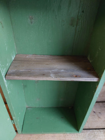 Ancien coffret bois vert