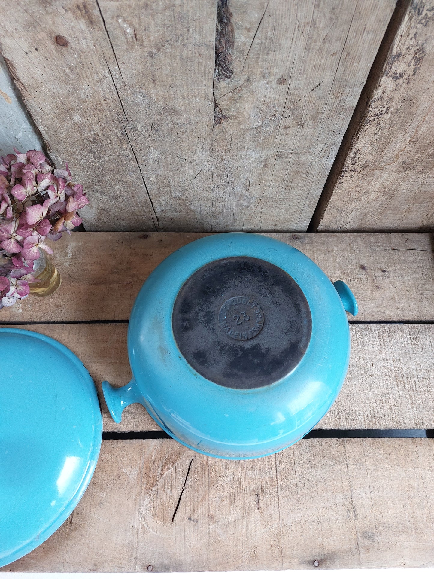 Cocotte La Mama par Enzo Mari Le Creuset
