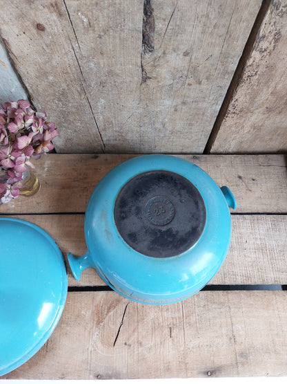Cocotte La Mama par Enzo Mari Le Creuset