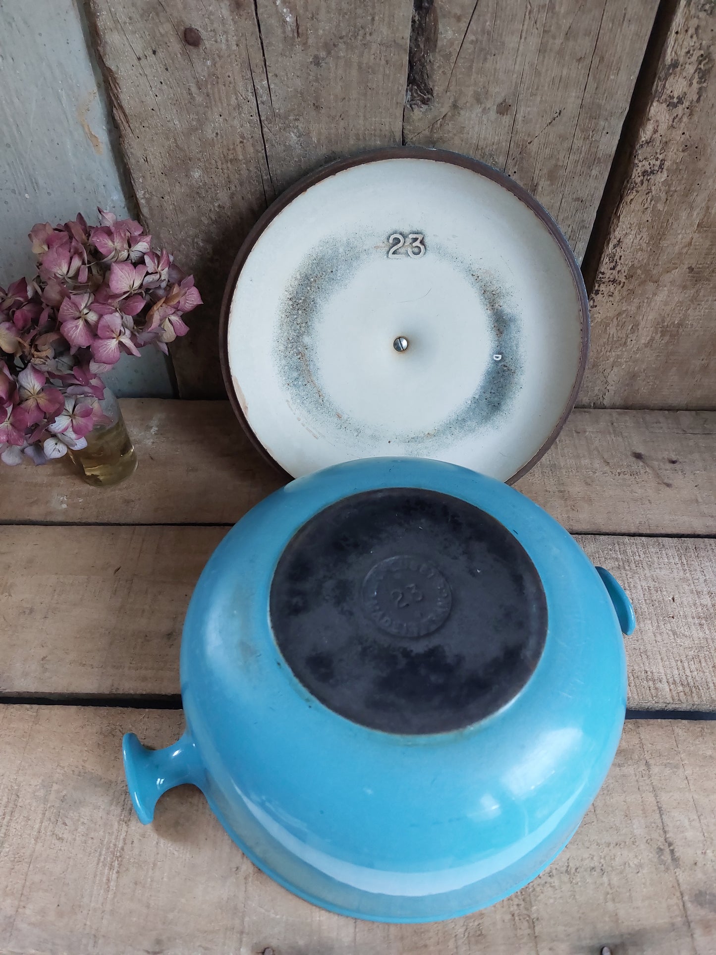 Cocotte La Mama par Enzo Mari Le Creuset