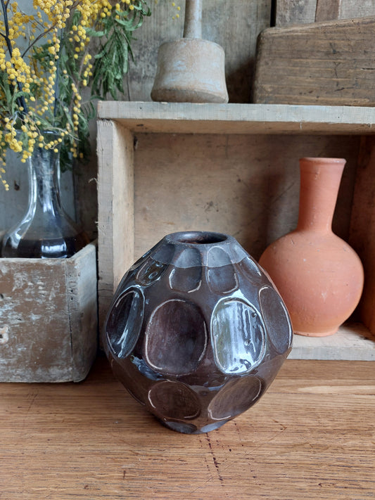 Vase en terre cuite marron