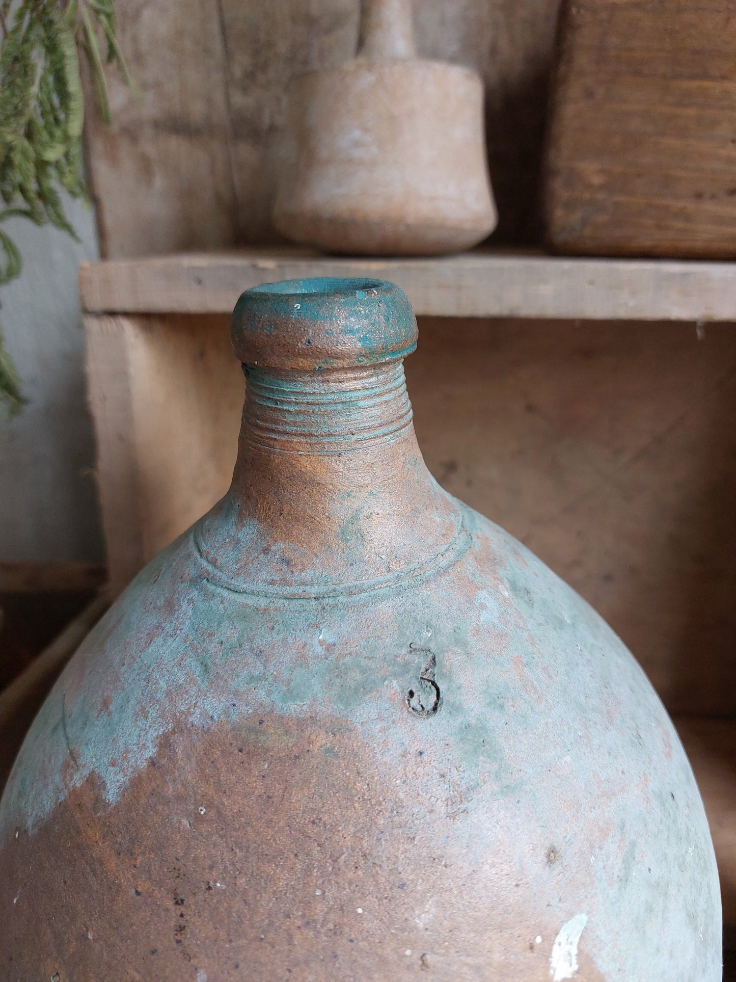 Jarre ancienne terre cuite