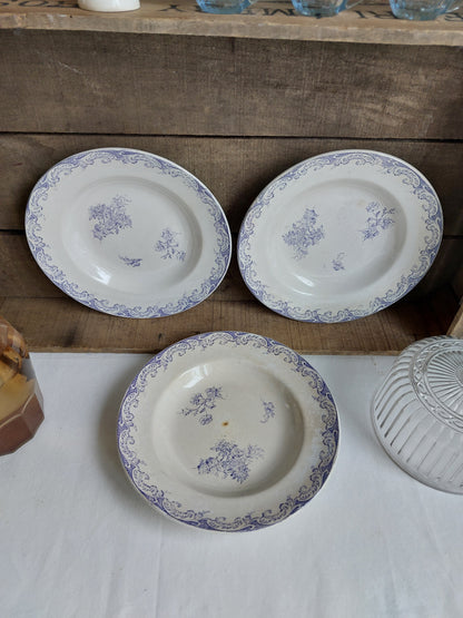 Lot de 3 assiettes creuses Terre de Fer Creil et Montereau Modèle LOUIS XV décor mauve