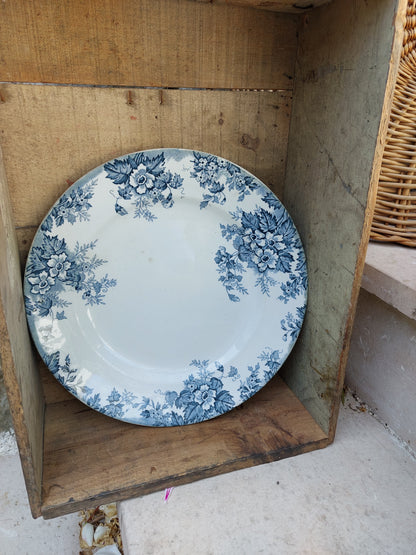 Lot de 3 assiettes creuses et 1 plat rond Terre de Fer St Amand & Hamage