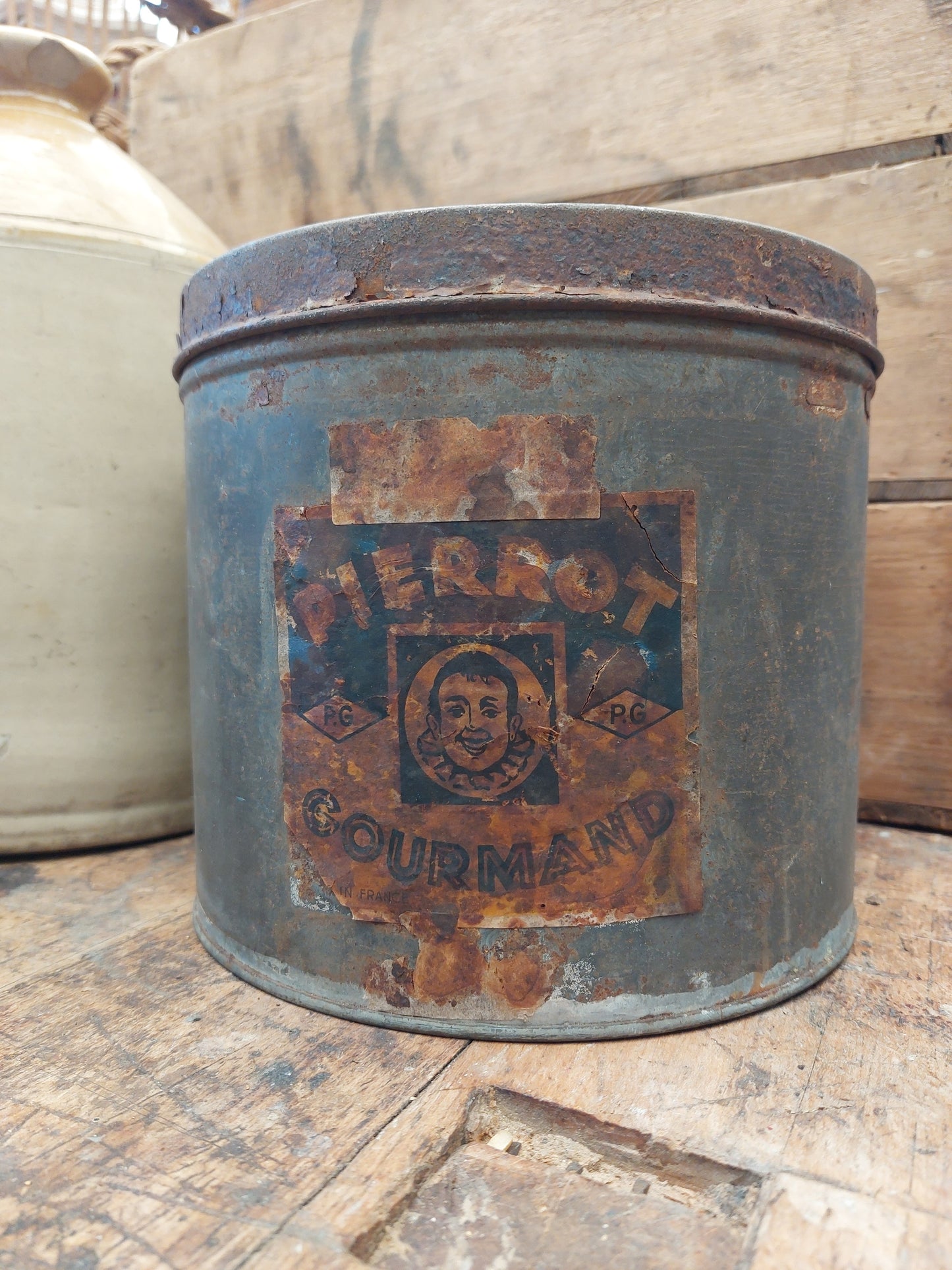 Boîte vintage Pierrot Goumand