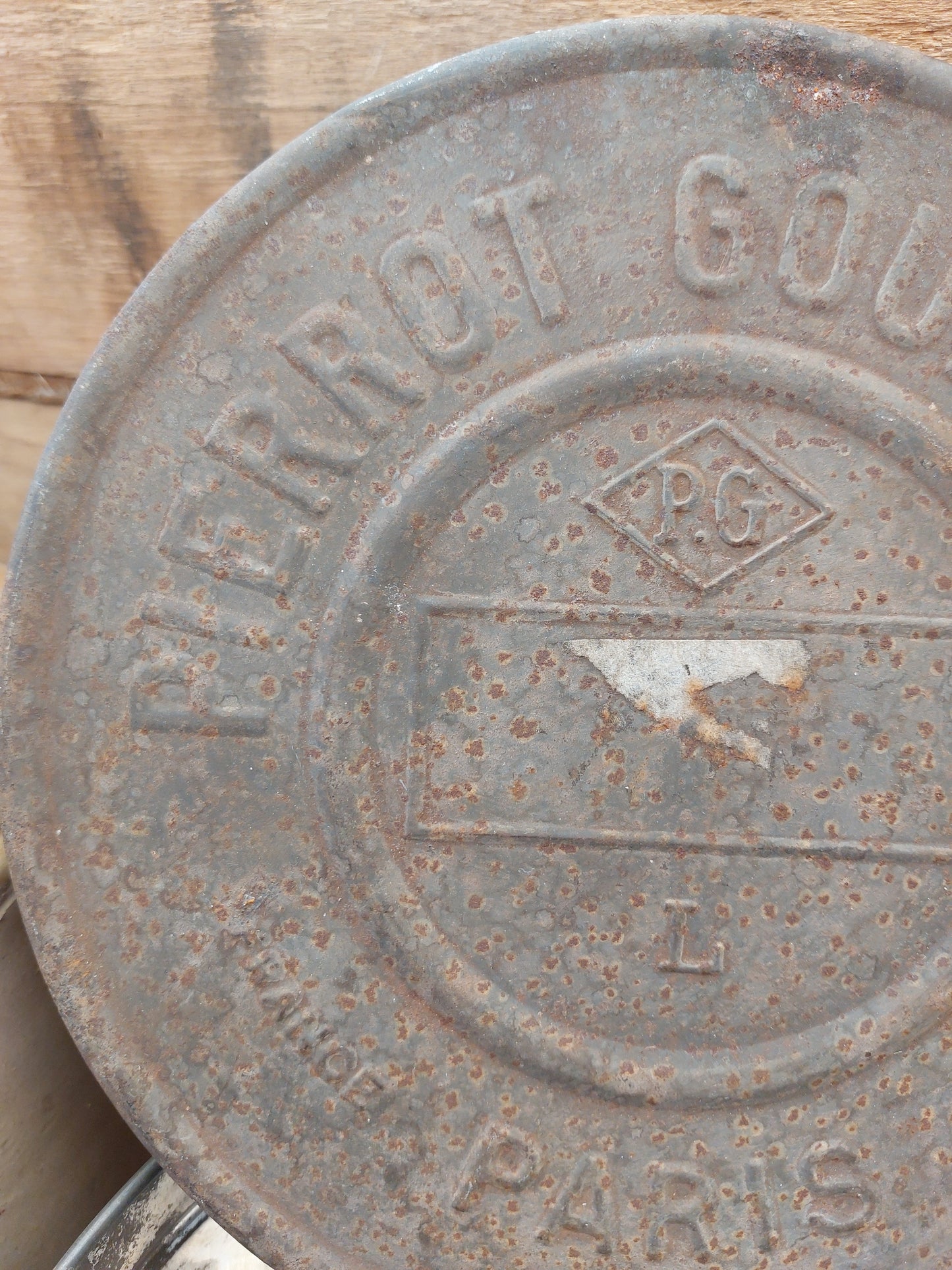 Boîte vintage Pierrot Goumand