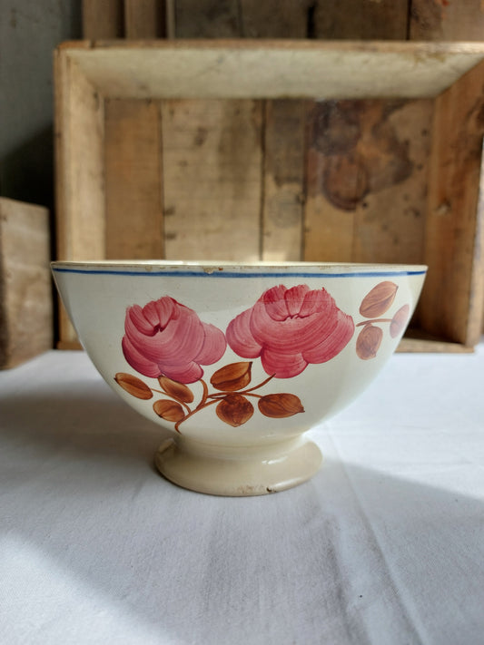 Ancien bol HBCM décor « Roses rouges »
