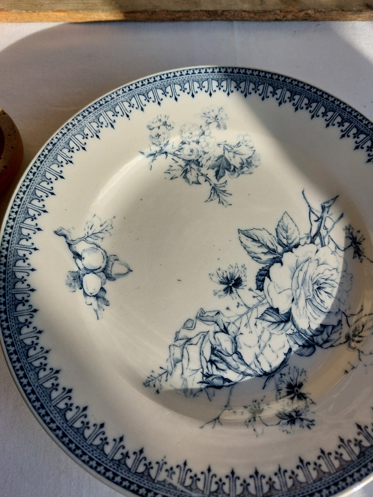 Compotier et plat ovale Terre de Fer « Flore » Vermont Frères circa 1880-1900