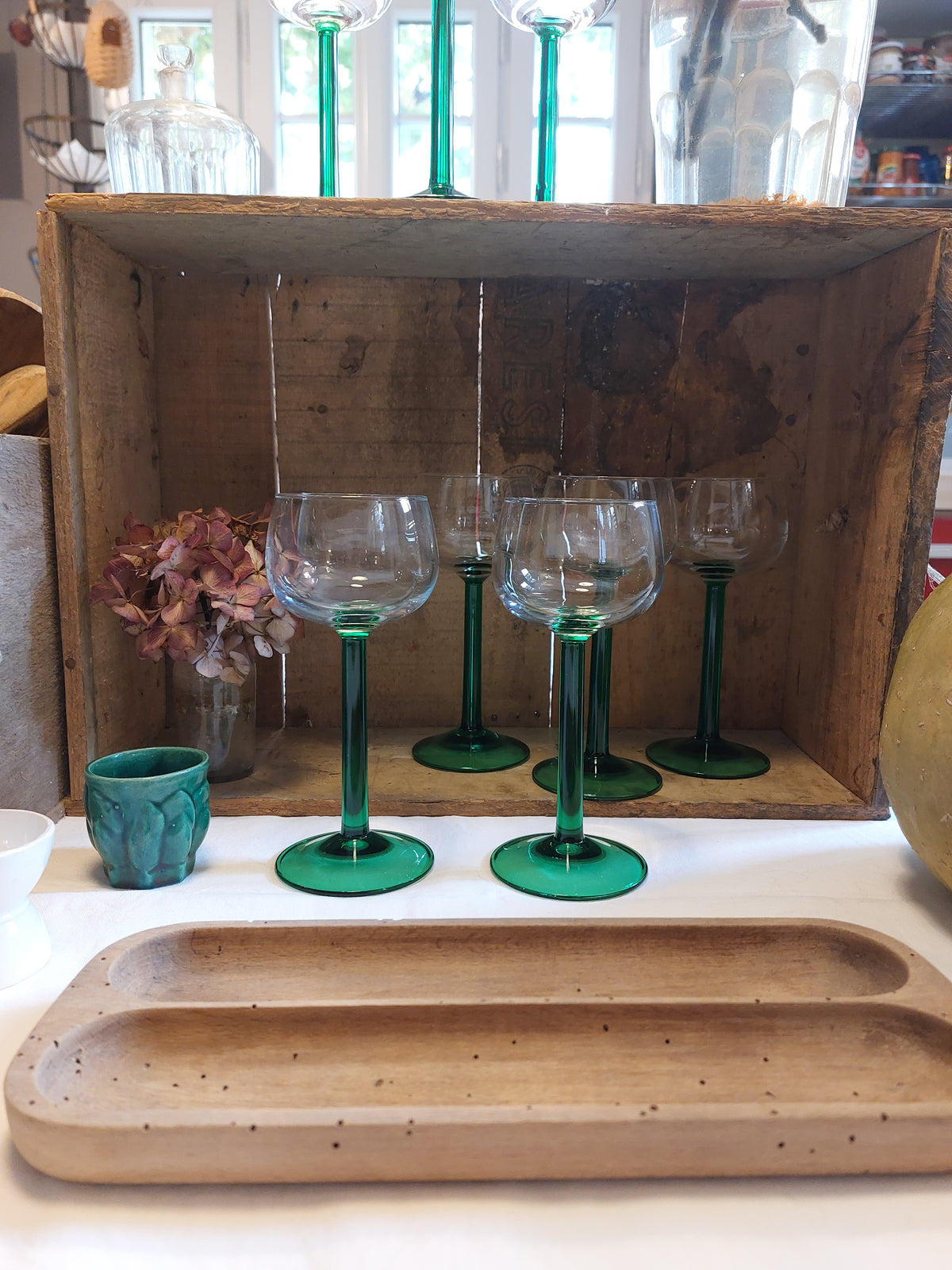 Ensemble de 8 verres à pied vintage
